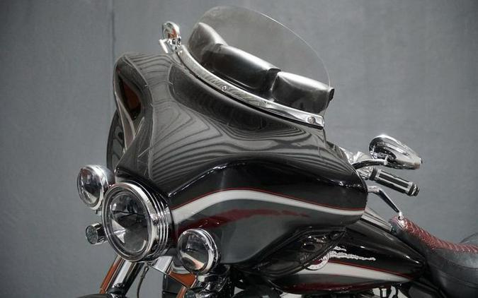 2006 Harley-Davidson® FLHTCUSE - Ultra Classic® Electra Glide® Screamin' Eagle®