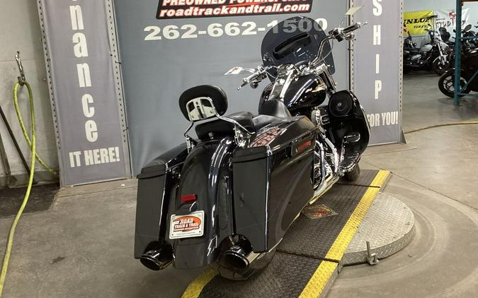 2013 Harley-Davidson® FLHRSE5 - CVO™ Road King® 110th Anniversary Edition