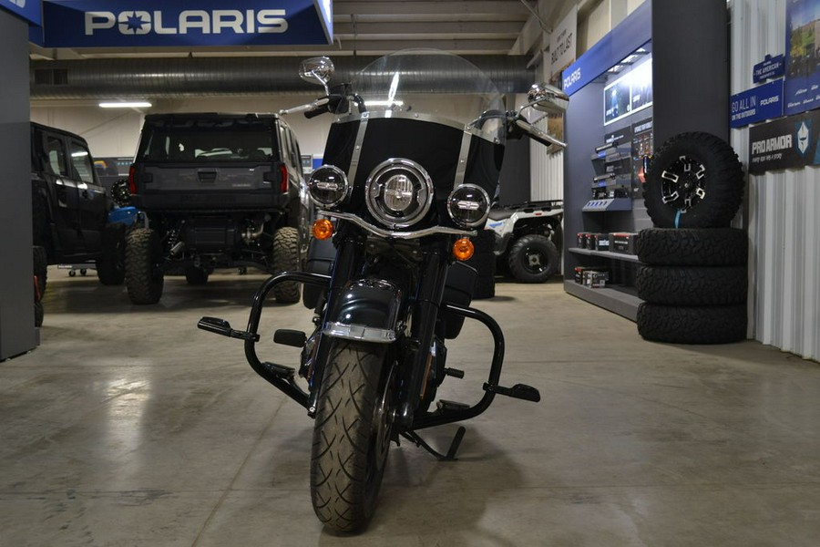 2020 Harley-Davidson® FLHCS - Heritage Classic 114