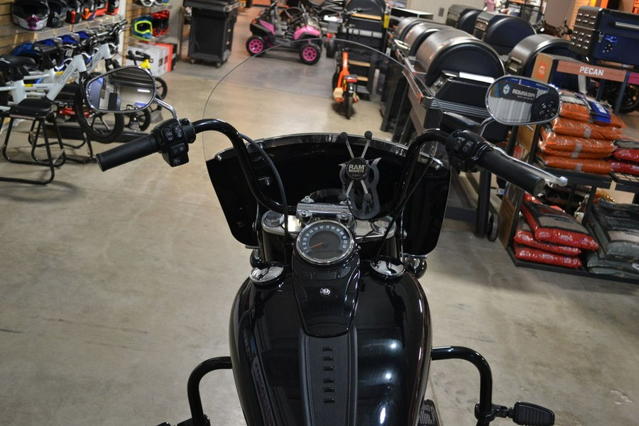 2020 Harley-Davidson® FLHCS - Heritage Classic 114