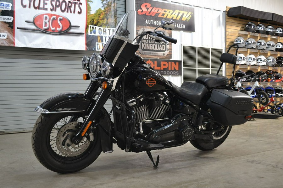 2020 Harley-Davidson® FLHCS - Heritage Classic 114