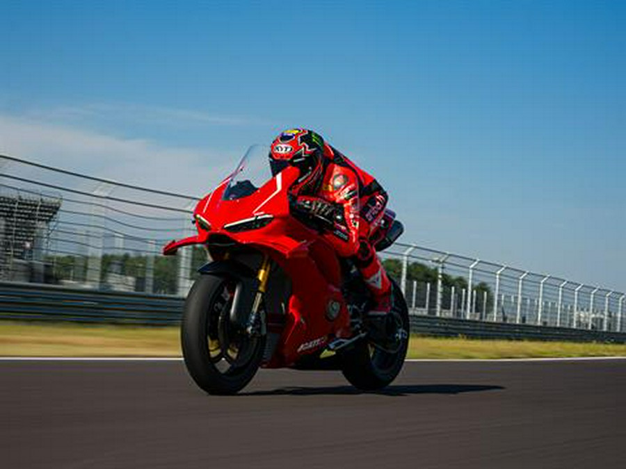 2026 Ducati Panigale V4 R