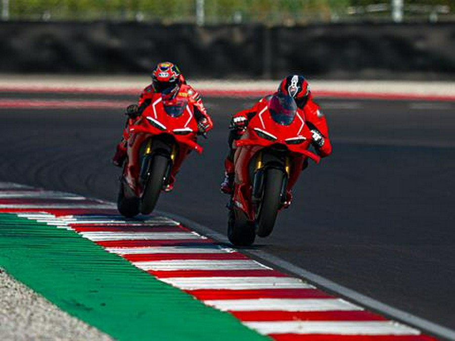 2026 Ducati Panigale V4 R
