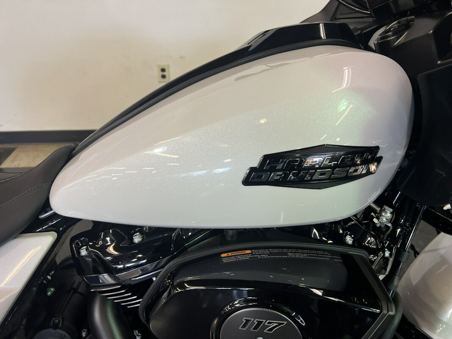 2024 Harley-Davidson Road Glide® White Onyx Pearl FLTRX