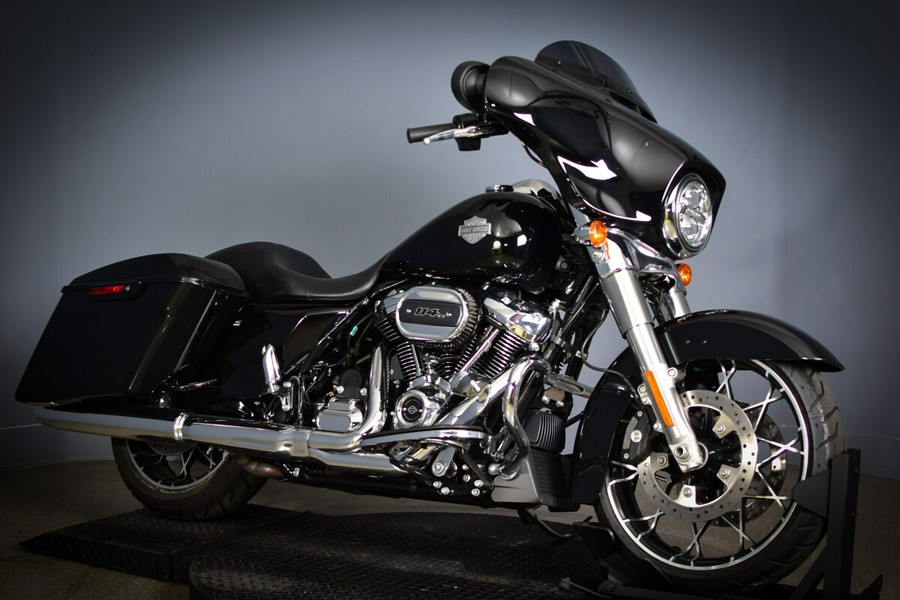 2022 Harley-Davidson Street Glide Special