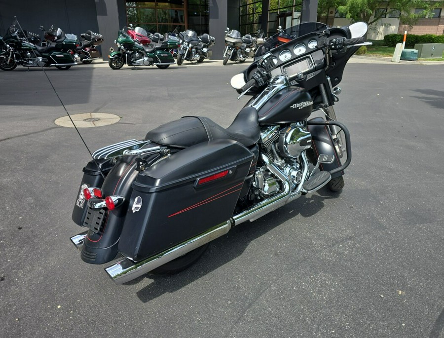 FLHXS 2016 Street Glide Special