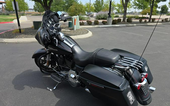 FLHXS 2016 Street Glide Special