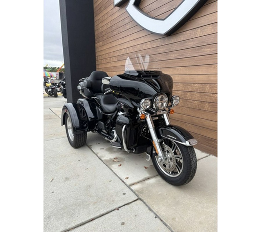 2024 Harley-Davidson Trike FLHTCUTG - Tri Glide Ultra