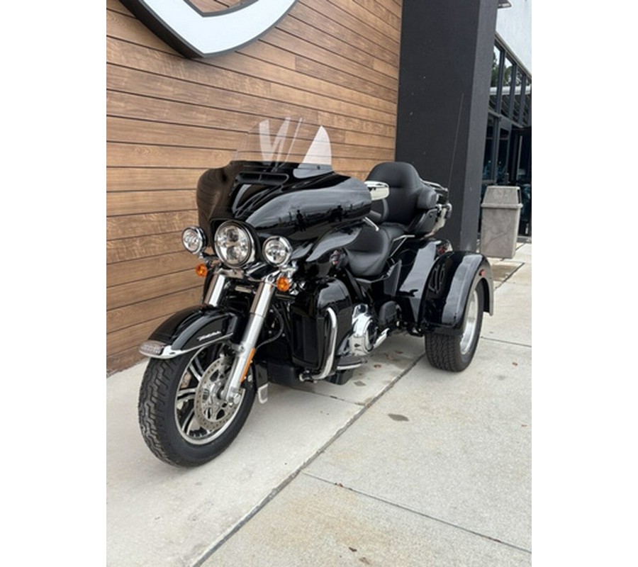 2024 Harley-Davidson Trike FLHTCUTG - Tri Glide Ultra