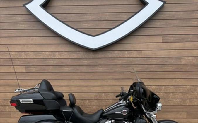 2024 Harley-Davidson Trike FLHTCUTG - Tri Glide Ultra