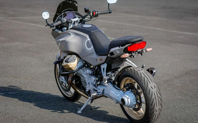 2024 Moto Guzzi V100 Mandello Aviazione Navale