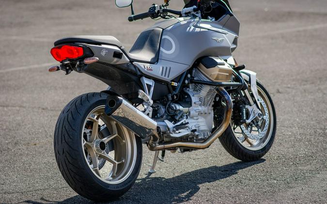 2024 Moto Guzzi V100 Mandello Aviazione Navale