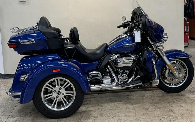 FLHTCUTG 2017 Tri Glide® Ultra