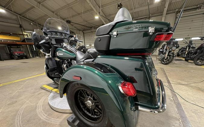 2024 Harley-Davidson Tri Glide Ultra Alpine Green / Vivid Black