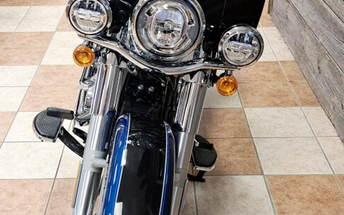 2022 Harley-Davidson Heritage Classic 114 Reef Blue/Vivid Black