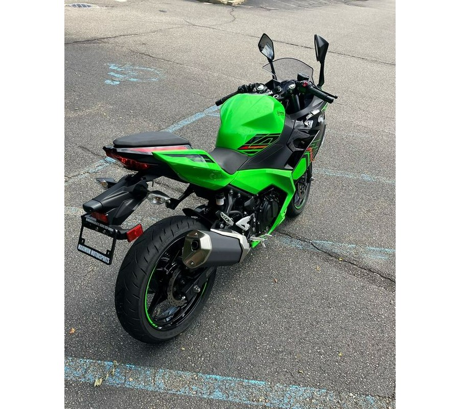 2023 Kawasaki Ninja® 400 KRT Edition