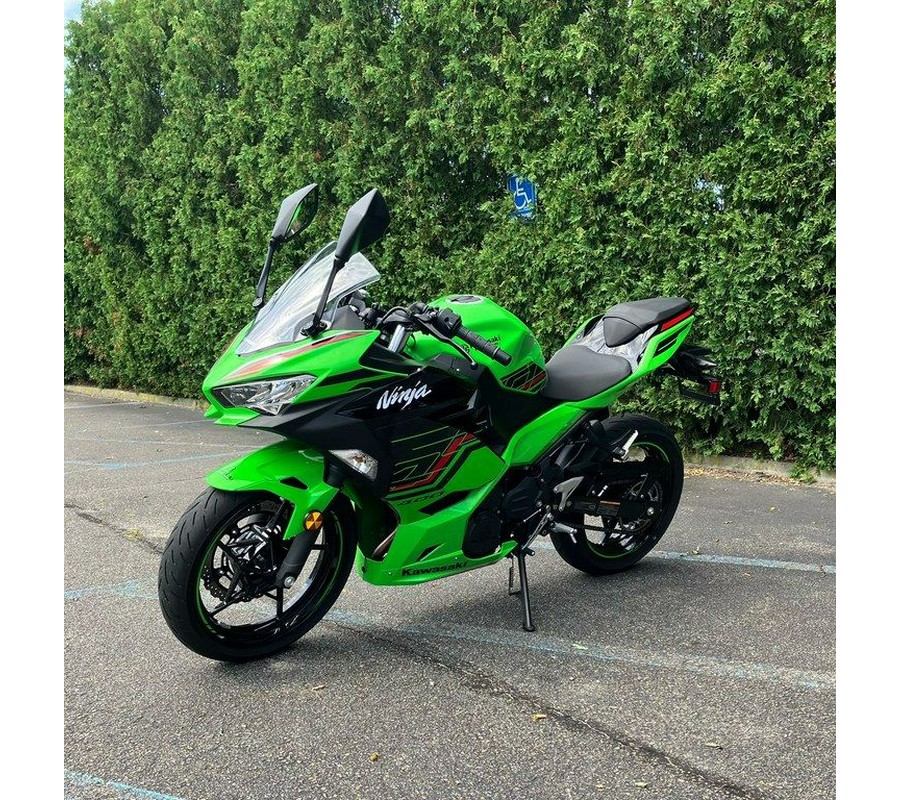 2023 Kawasaki Ninja® 400 KRT Edition