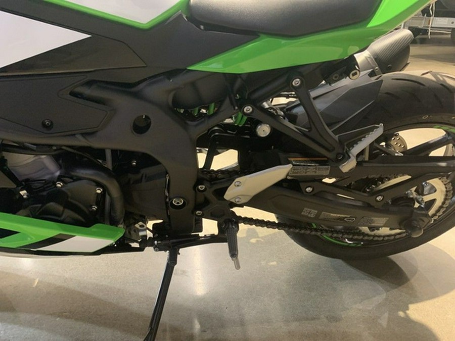 2025 Kawasaki NINJA ZX-4RR ABS