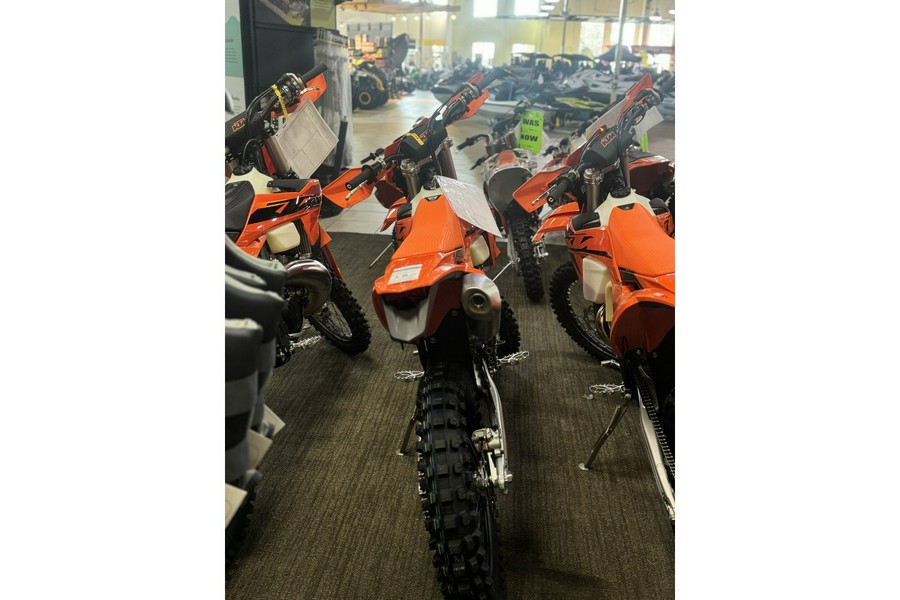 2025 KTM 450 XCF-W
