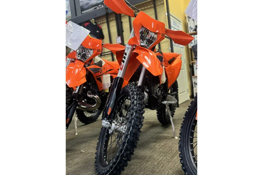 2025 KTM 450 XCF-W