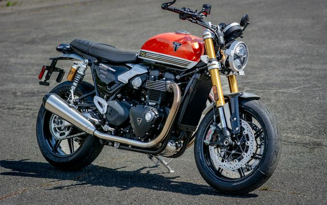 2025 Triumph Speed Twin 1200 RS Baja OrangeSapphire Black