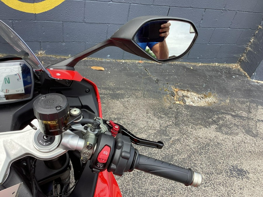 2025 Ducati PANIGALE V2