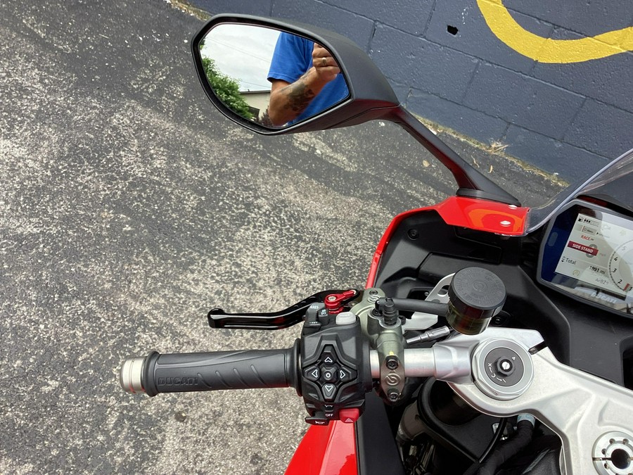 2025 Ducati PANIGALE V2