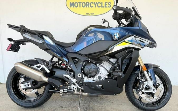 2024 BMW S 1000 XR Gravity Blue Metallic