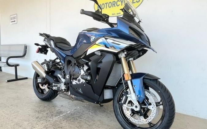 2024 BMW S 1000 XR Gravity Blue Metallic