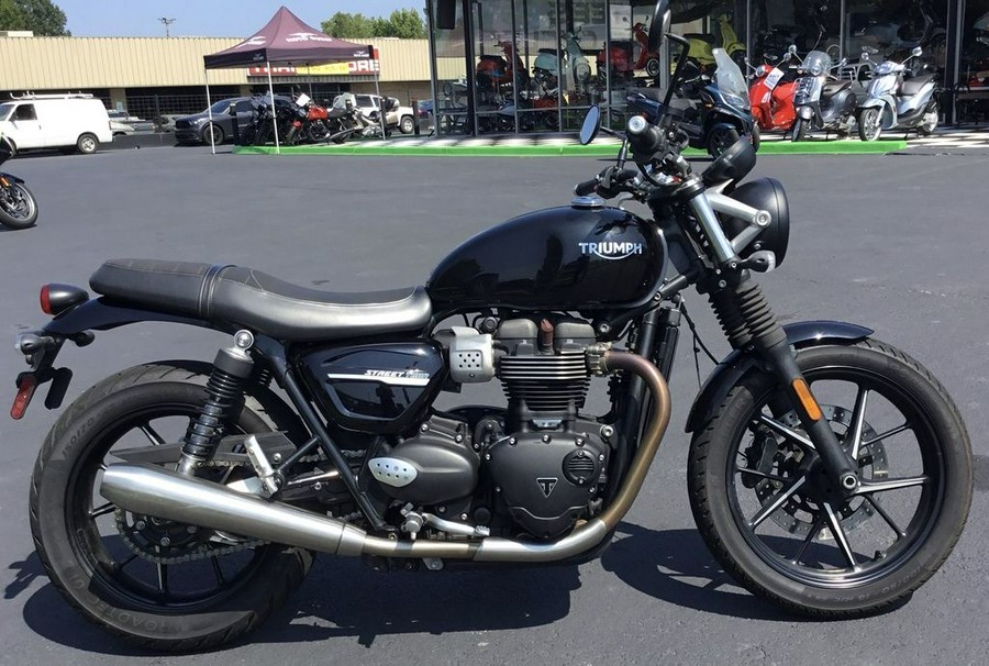 2019 Triumph Street Twin Jet Black