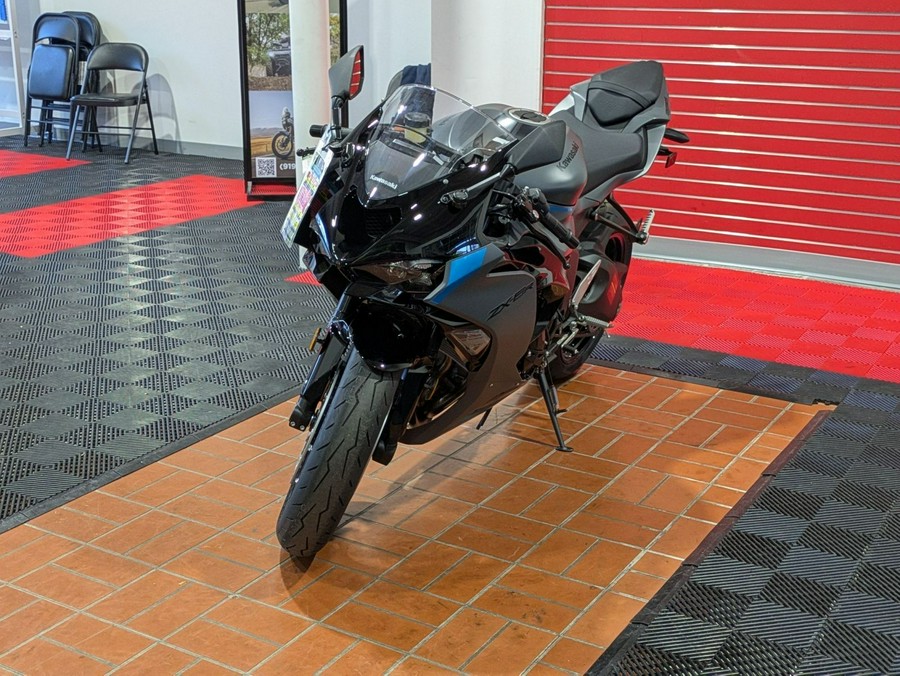 2025 Kawasaki Ninja ZX-6R