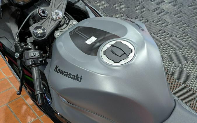 2025 Kawasaki Ninja ZX-6R