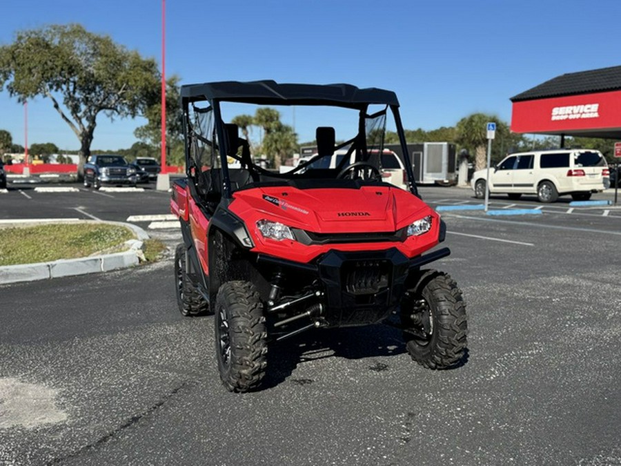 2025 Honda Pioneer 1000 Deluxe
