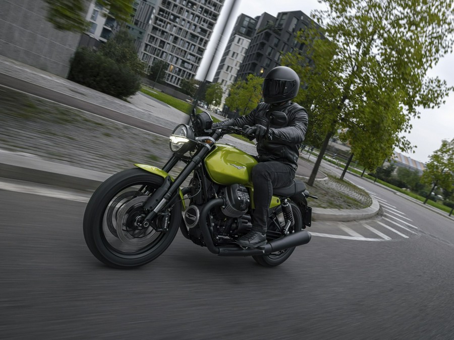 2026 Moto Guzzi V7 Sport