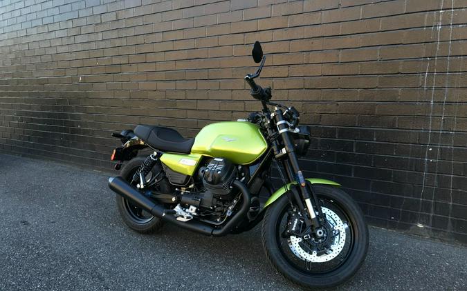 2026 Moto Guzzi V7 Sport