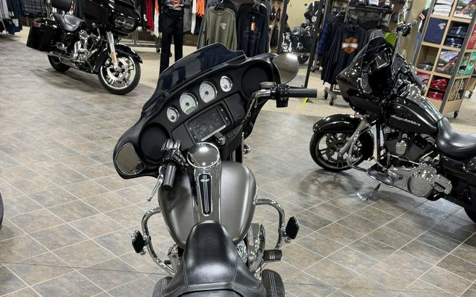 2018 Harley-Davidson® Street Glide® Industrial Gray Denim