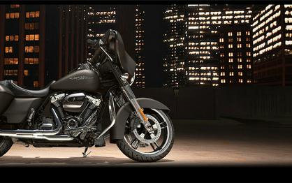 2018 Harley-Davidson® Street Glide® Industrial Gray Denim