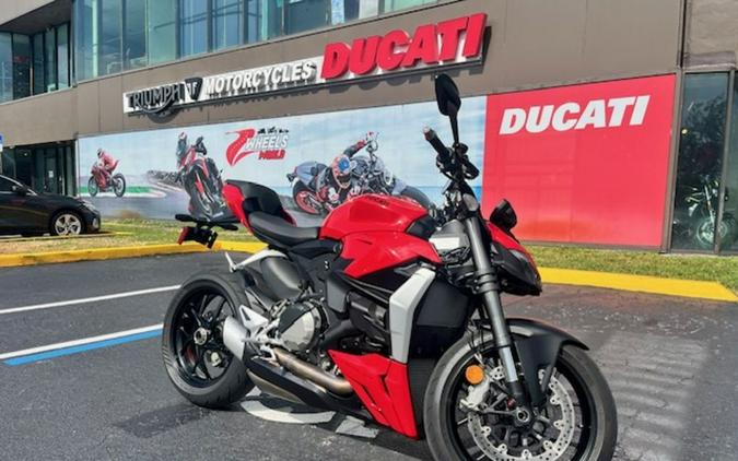 2022 Ducati Streetfighter V2 Ducati Red