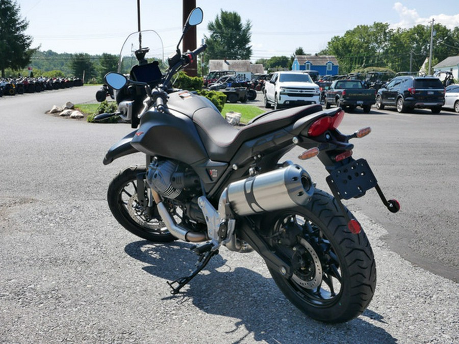 2025 Moto Guzzi V85 Strada