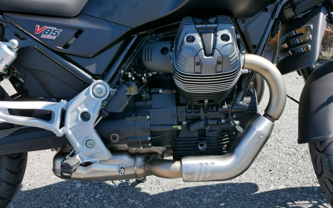 2025 Moto Guzzi V85 Strada