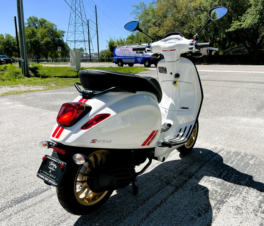 2022 Vespa Sprint 50 Racing Sixties