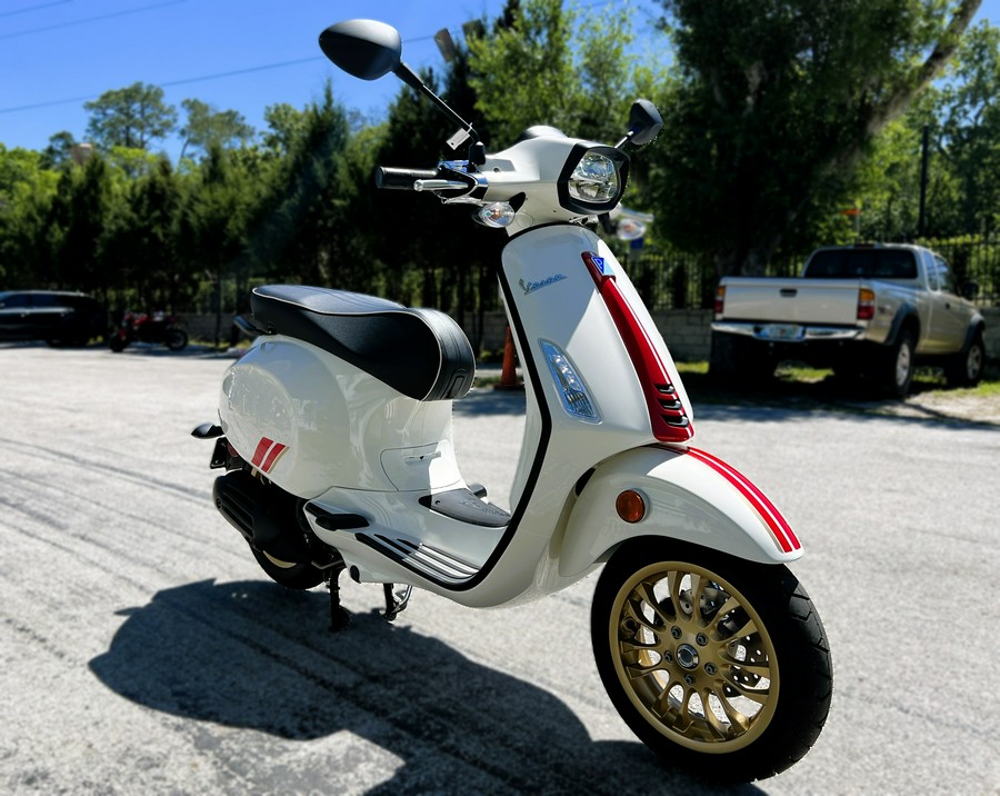 2022 Vespa Sprint 50 Racing Sixties