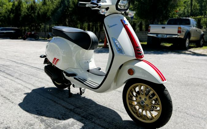 2022 Vespa Sprint 50 Racing Sixties