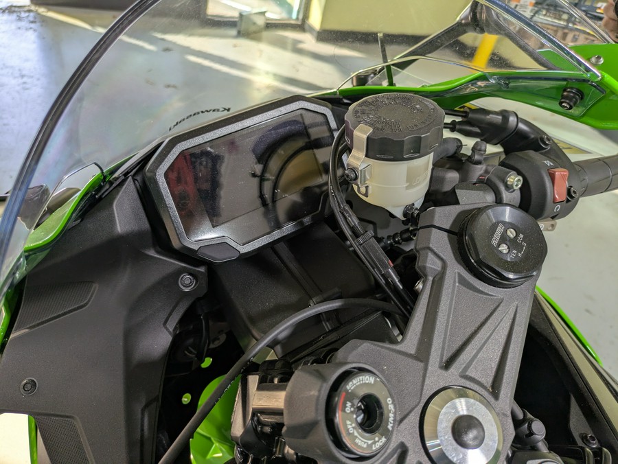 2025 Kawasaki Ninja ZX-6R KRT Edition ABS