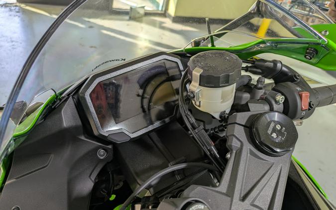 2025 Kawasaki Ninja ZX-6R KRT Edition ABS