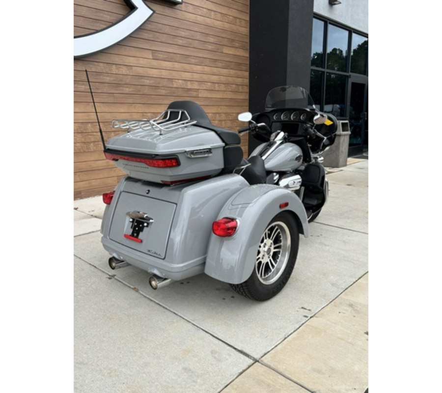 2024 Harley-Davidson Trike FLHTCUTG - Tri Glide Ultra