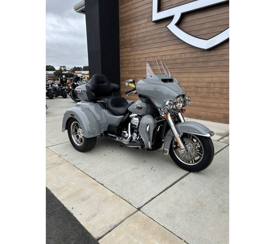 2024 Harley-Davidson Trike FLHTCUTG - Tri Glide Ultra