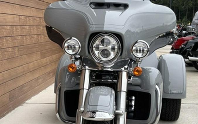 2024 Harley-Davidson Trike FLHTCUTG - Tri Glide Ultra