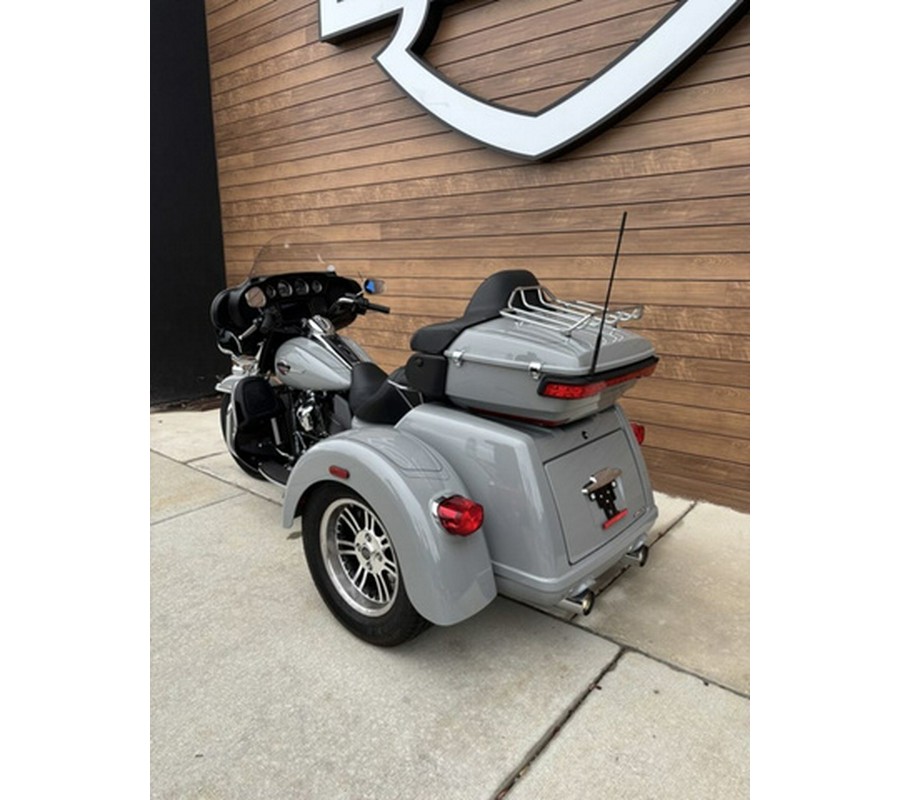 2024 Harley-Davidson Trike FLHTCUTG - Tri Glide Ultra