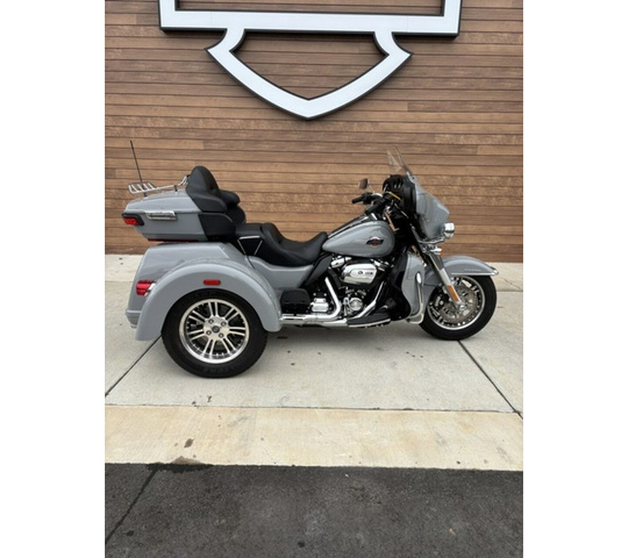 2024 Harley-Davidson Trike FLHTCUTG - Tri Glide Ultra